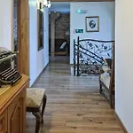 2 Bedroom Beautiful In