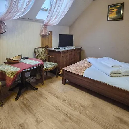 2 Bedroom Beautiful In 아파트 *