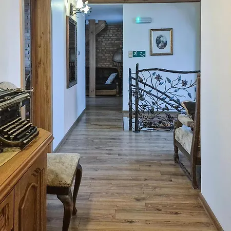 2 Bedroom Beautiful In